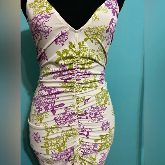 #150 Beautiful gown with mermaid skirt - Picture 6 of 8